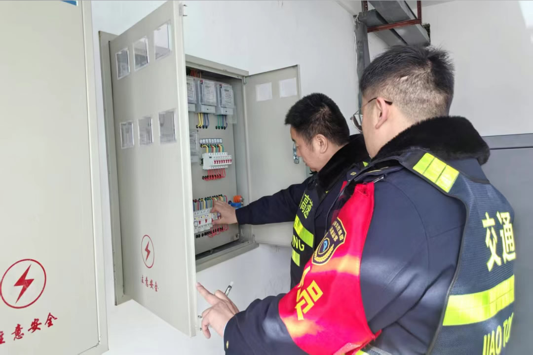 1746684881121637.jpg 1.jpg