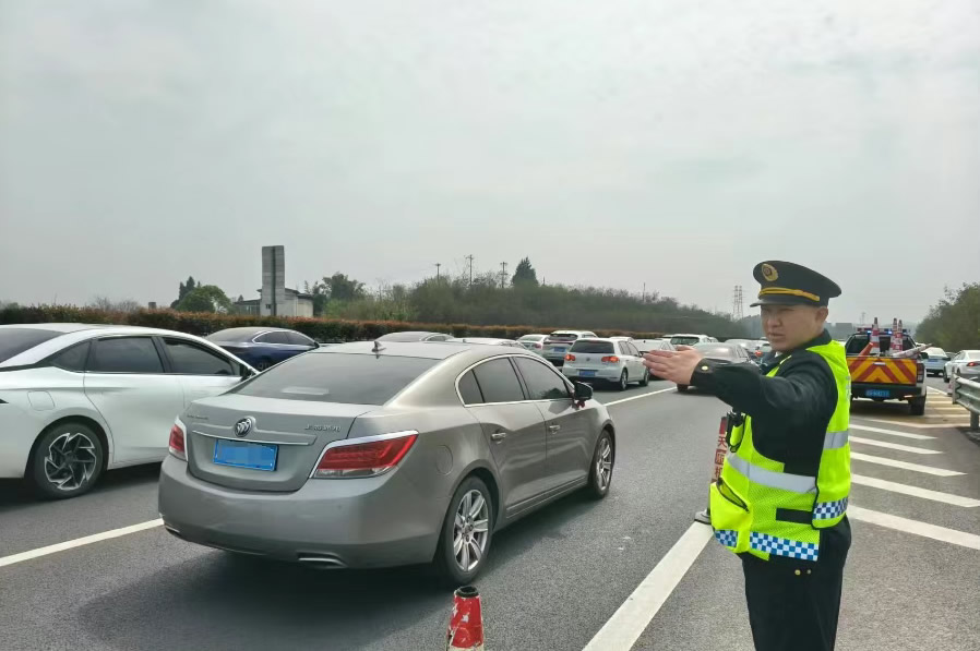 1746684933833525.jpg 1.jpg