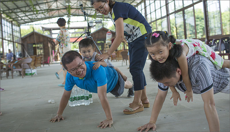 雙人俯臥撐大力士比賽 (5).jpg